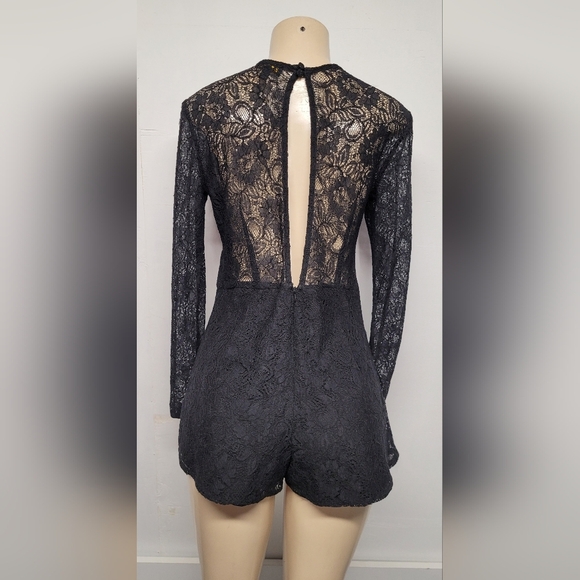 Audrey 3+1 M Black Lace Romper Open Back Long Sleeves - Picture 5 of 7